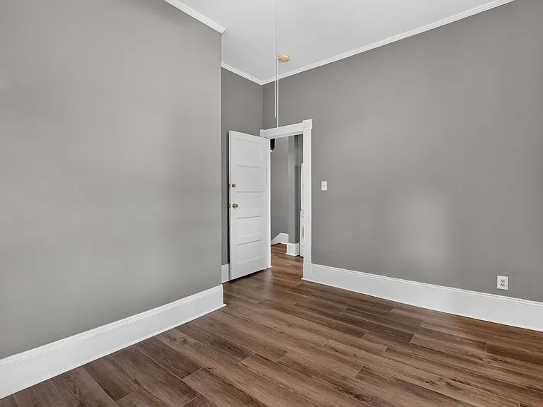 1419 Barnard St #B — Photo 15