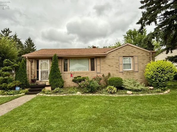 1725 Buchanan St, Sandusky, OH 44870