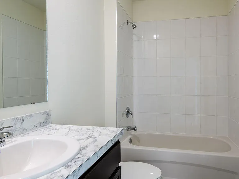 2525 SW Westfield St — Photo 13