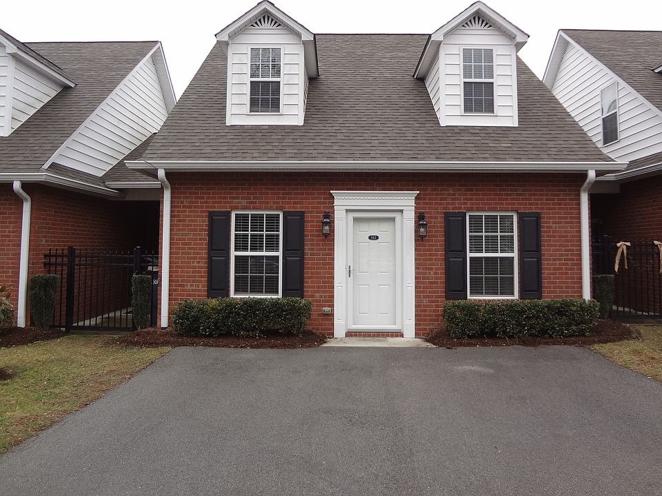 2nd image of 883 Magnolia Ct
