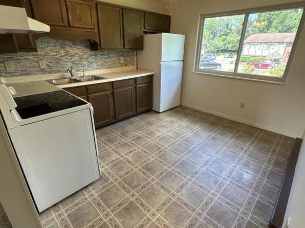 211 Dodge Dr, Rogersville, TN