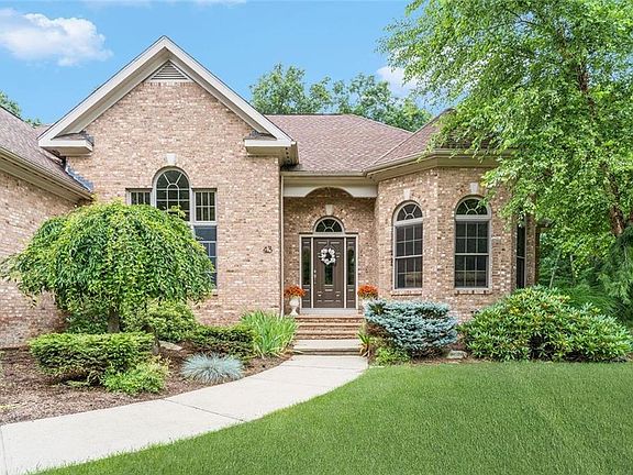 3rd image of 43 Sophia Ln