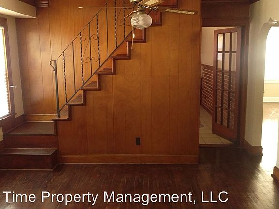 4th image of 3607 Wood Ave