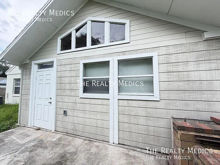 1663 Palm Leaf Dr — Photo 24