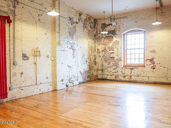 2nd image of 222 N Central St #206