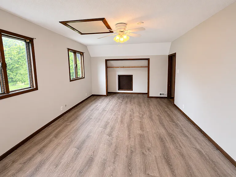 4284 Jefferson St — Photo 26