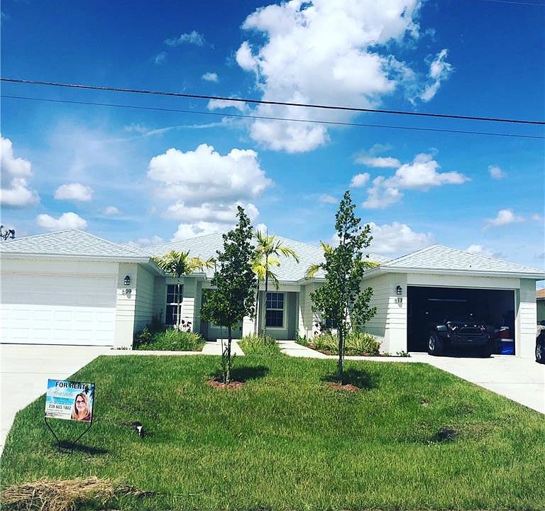 1st image of 809 NE 19th Ter