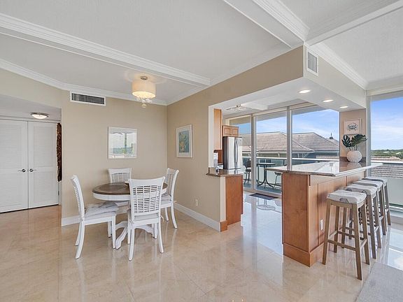 5th image of 3554 OCEAN Drive #501S