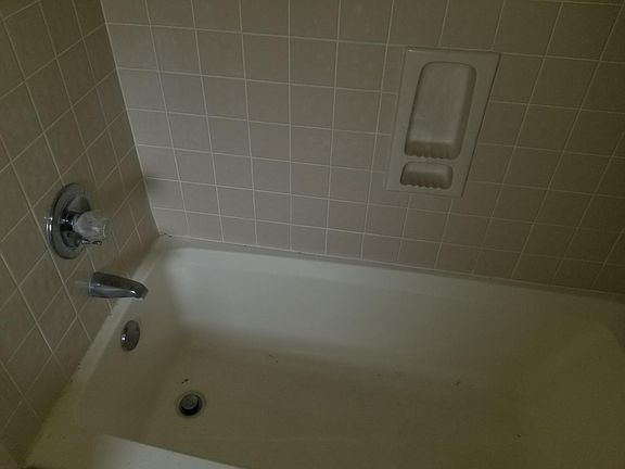 2nd image of 5827 Chippendale Ave