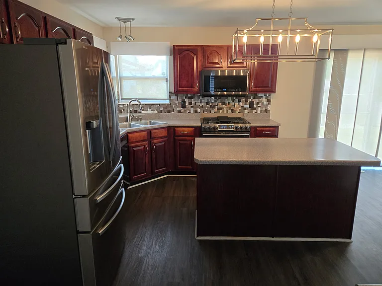 2525 Autumn Fields Ln — Photo 8