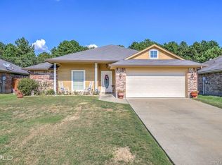 9401 Crooked Creek Dr, Shreveport, LA 71118