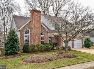 7031 Veering Ln, Burke, VA 22015
