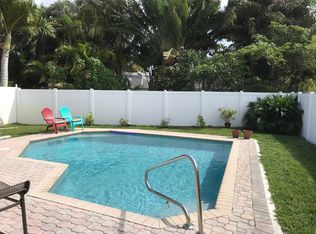 5275 Grande Palm Cir, Delray Beach, FL 33484