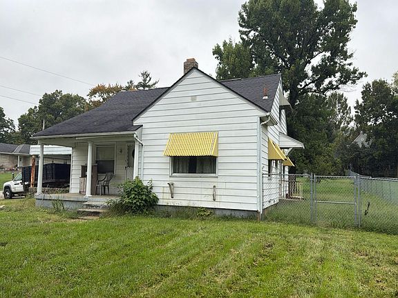 2nd image of 2210 Hamilton Middletown Rd