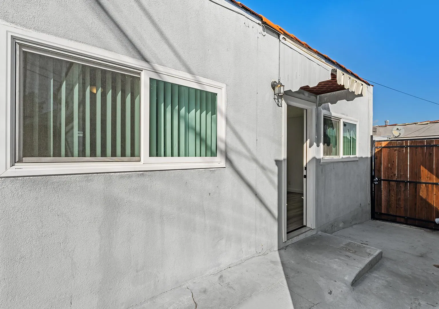 1816-1816.5 W. 261 St, Lomita — Photo 4