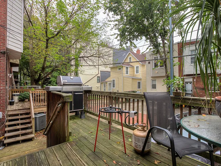 1419 Monroe St NW — Photo 22