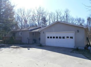 4659 Pine Creek Rd, Manistee, MI 49660