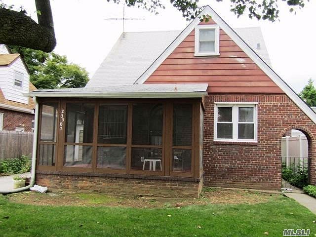 1st image of 23507 Seward Ave