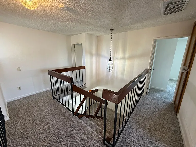 872 Shellwood Way — Photo 21