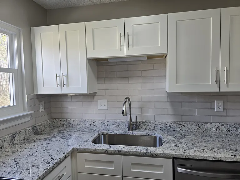 10200 Stroud Ln — Photo 18