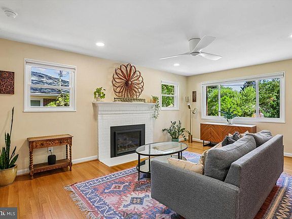 3rd image of 5113 Flanders Ave