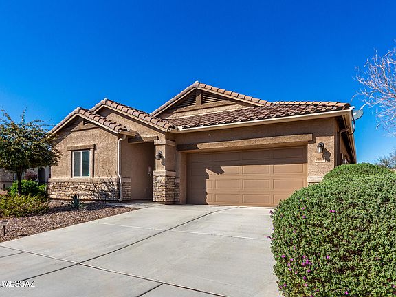 3rd image of 9162 W Blue Saguaro St