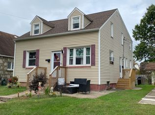 1605 Farragut Ave #B, Bristol, PA 19007
