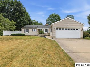 2888 Four Mile Rd NW, Grand Rapids, MI 49544