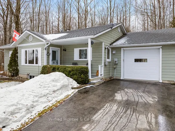 24 Shore Dr, South Bruce Peninsula, ON N0H 1A0