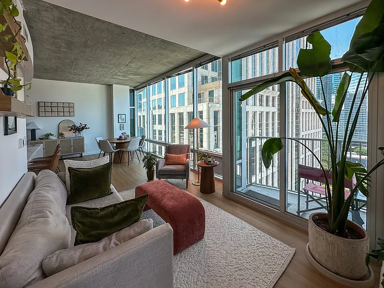 943 Peachtree St NE #1318 — Photo 4