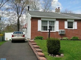 832 Cherry St, Lansdale, PA 19446