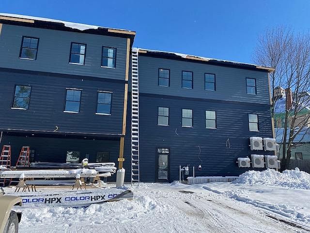 1st image of 22 Cumberland St #202