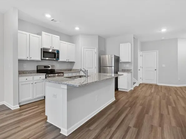 103 Brexley Dr, Calhoun, GA 30701