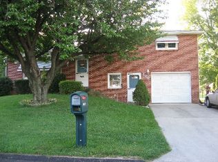 110 Penwood Rd, York, PA 17406