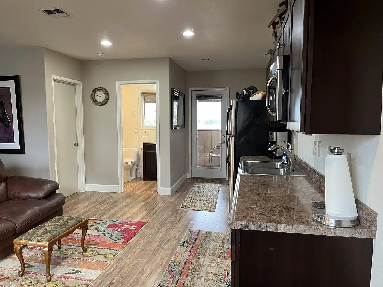Studio, 434 sqft, $1,250 — Photo 4