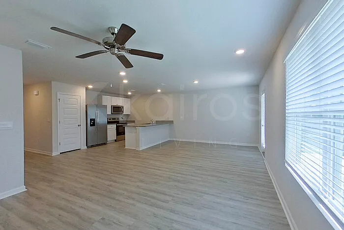 4746 Malay Cir — Photo 2
