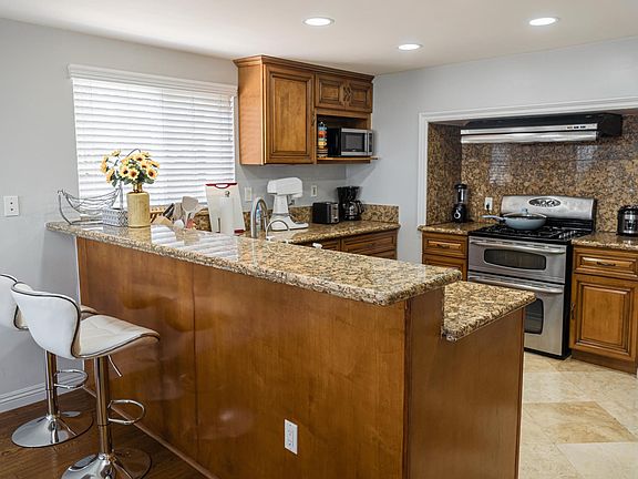 5th image of 20540 Camelback Dr