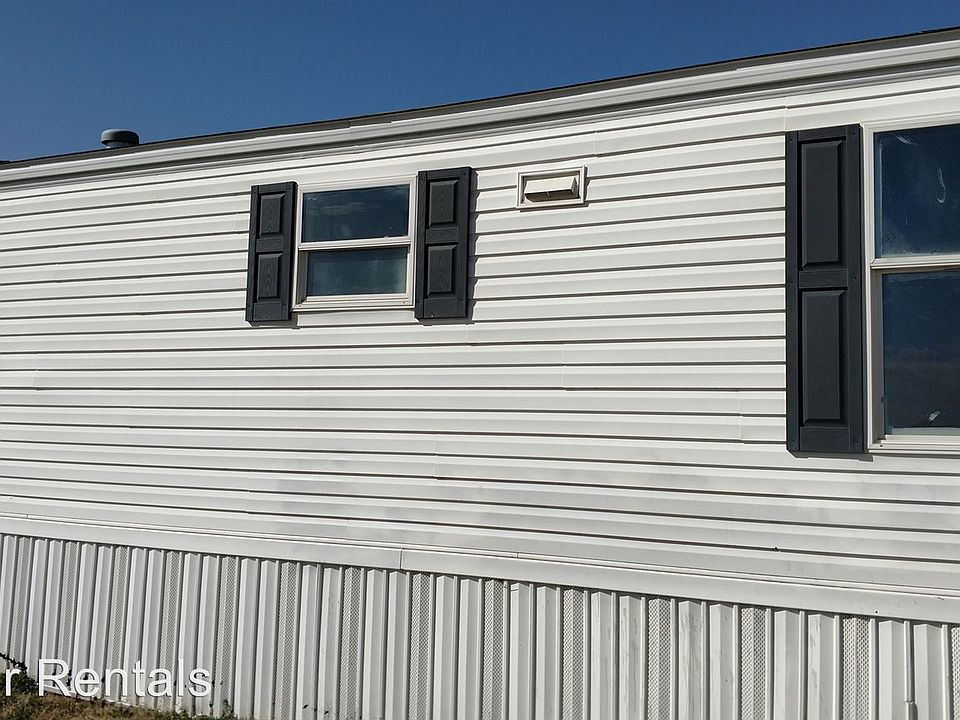 1st image of 2704 W 81st St