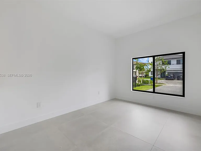 19670 NE 14th Ct — Photo 29
