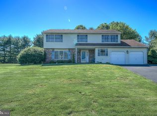 7 Audrey Ln, Perkasie, PA 18944