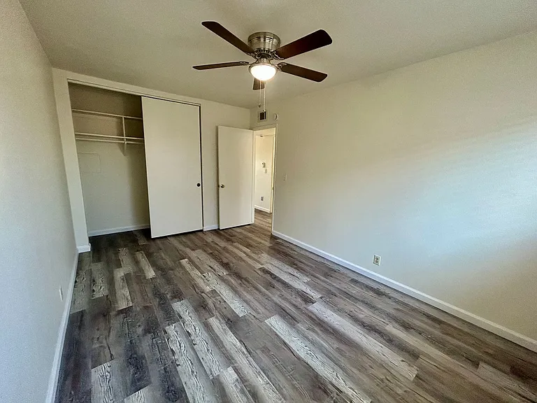 2605 Madison Ave #5 — Photo 11
