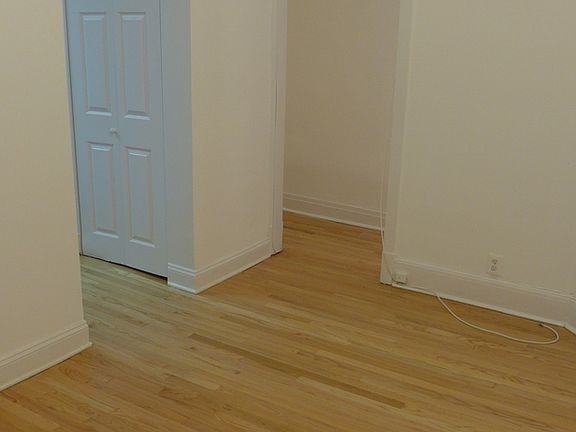 4th image of 1151-55 W Webster Ave #11532W