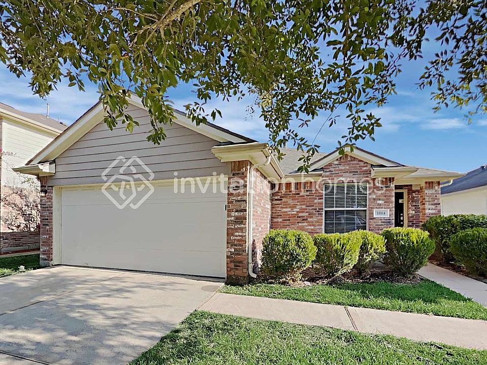 1st image of 1014 Redcrest Springs Ct