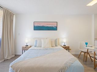 2345 Ala Wai Blvd APT 913, Honolulu, HI 96815