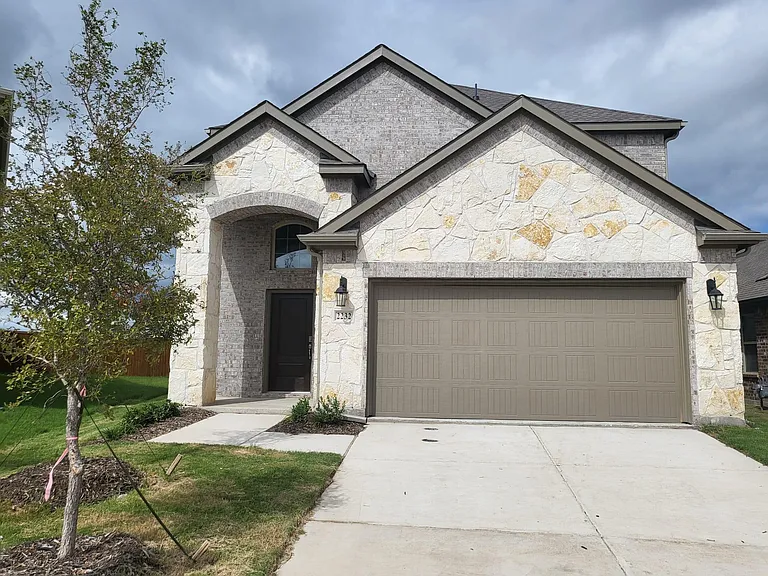 2232 Deya Dr — Photo 1
