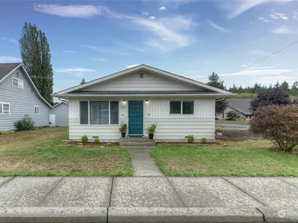 527 W Simpson Avenue, McCleary, WA 98557