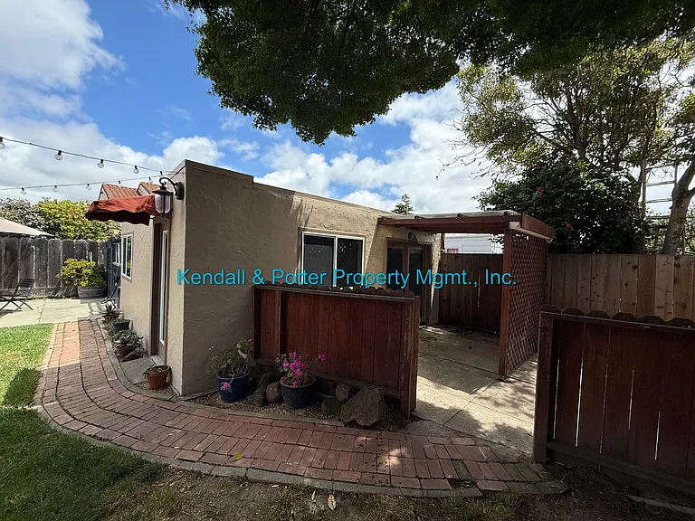 66 Roosevelt St — Photo 30