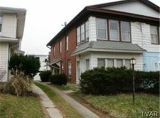 1016 S Poplar St, Whitehall, PA