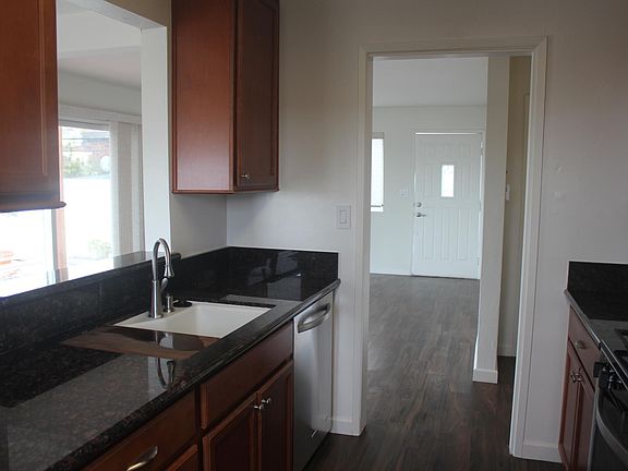 kitchen, granite counters