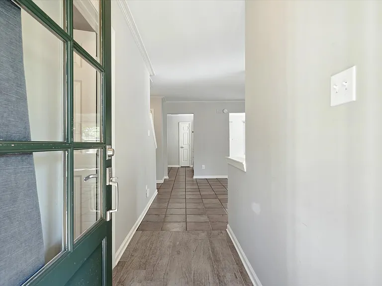 1934 Jefferson Ave — Photo 13